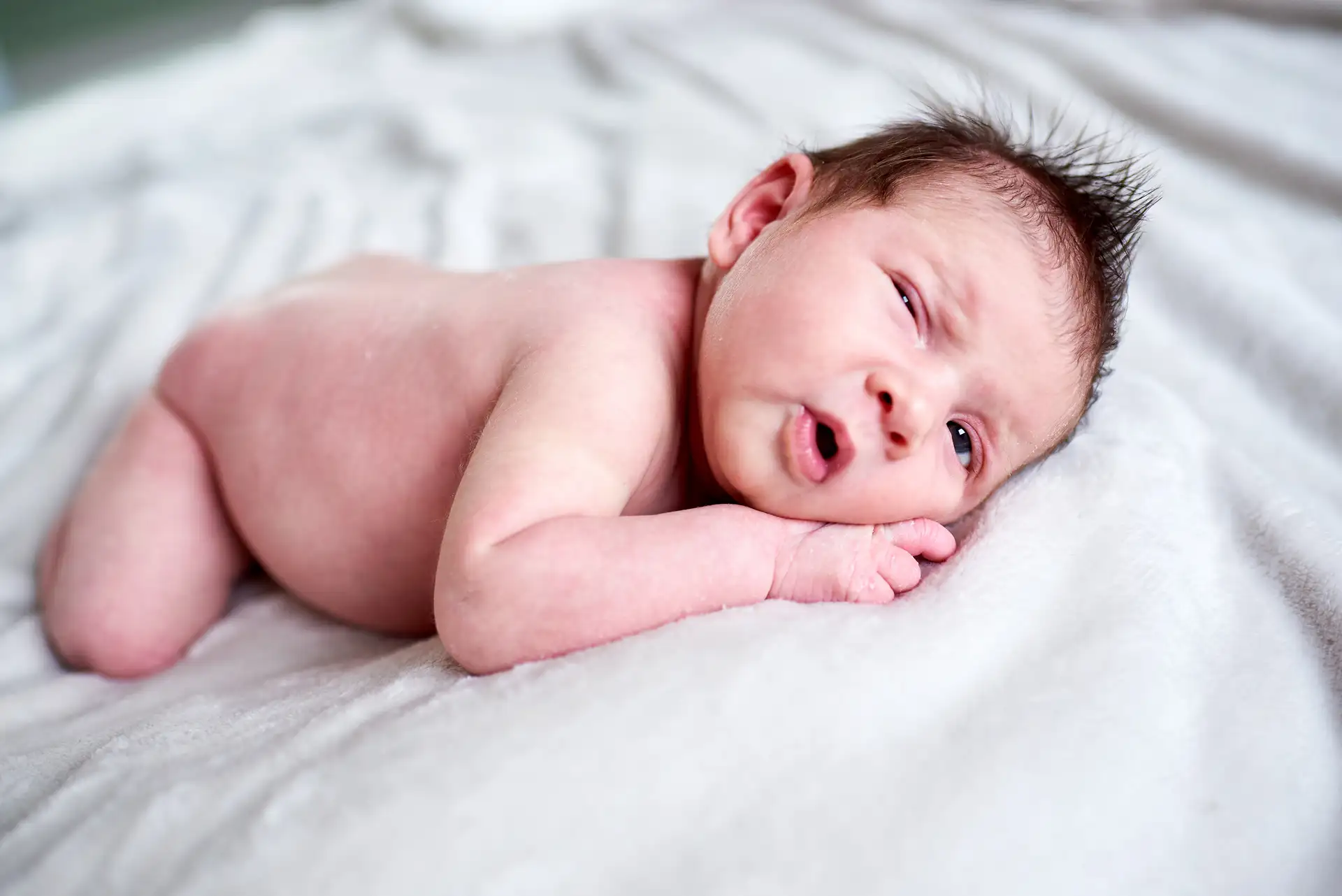 reportage photo naissance nouveau-né maternité clermont-ferrand