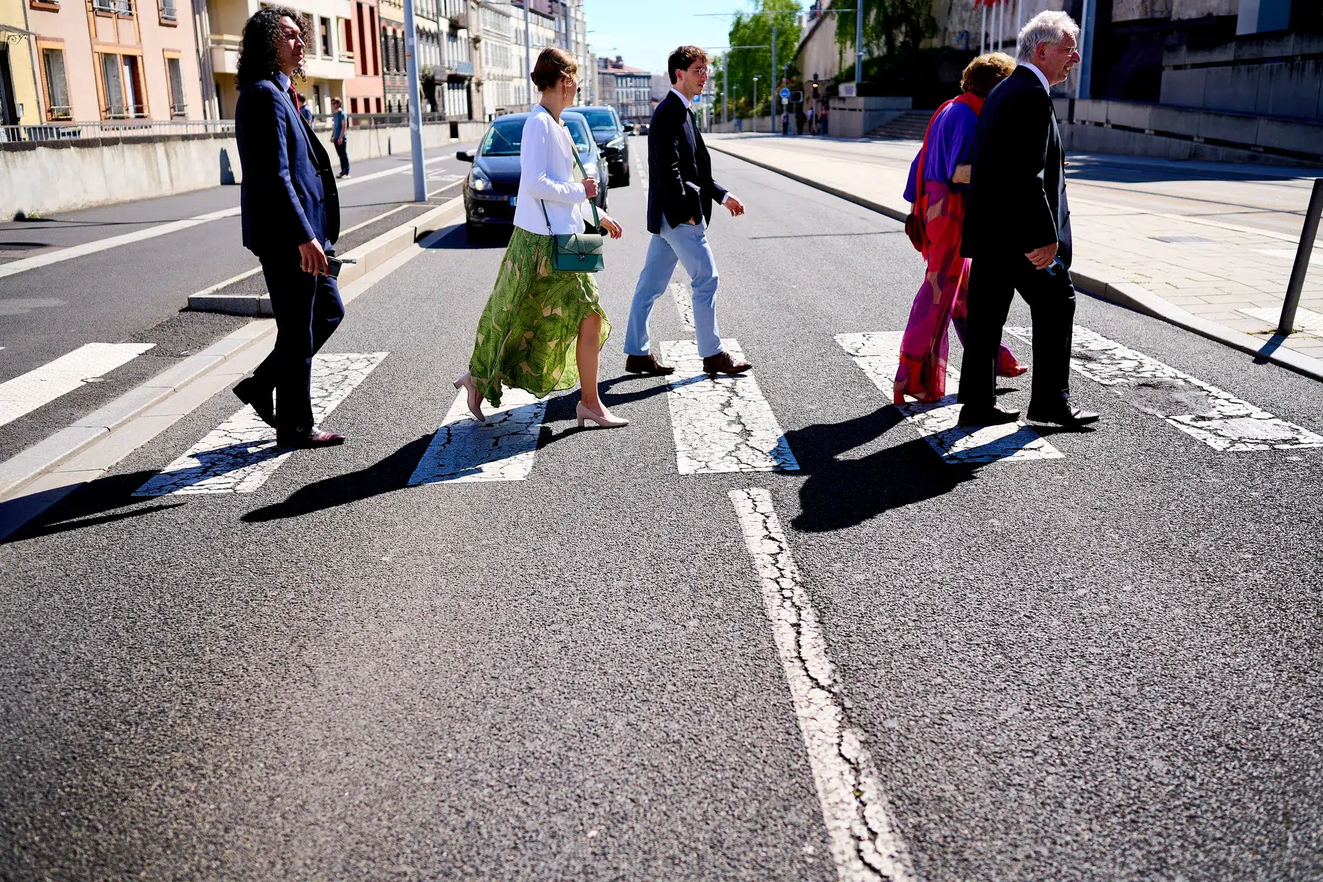 mariage civil clermont ferrand - cortège des invités