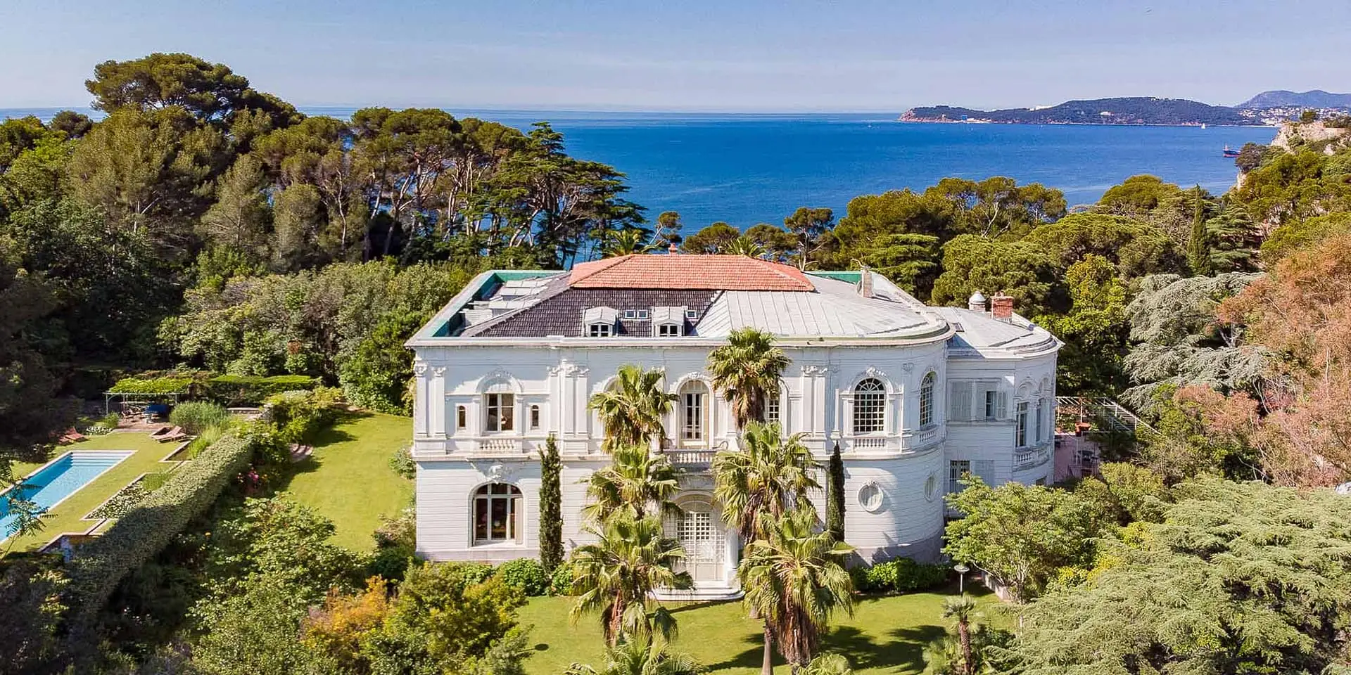 Le grand domaine AZUR - luxury wedding venues in France French riviera