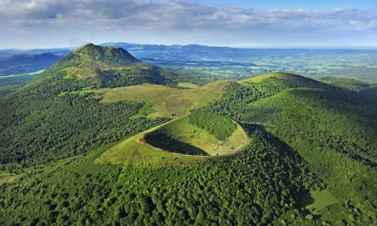 Best region to get married in France - Auvergne volcanoes Destination wedding
