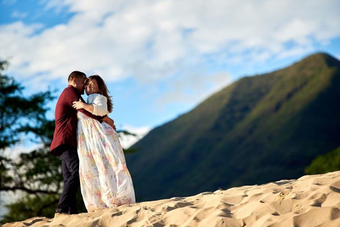 hawaii séance grossesse couple photographe