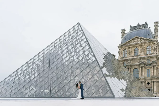 paris wedding photographer - elopement and engagement photo shoot in paris eiffel tower and louvre